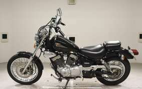 YAMAHA VIRAGO 250 3DM