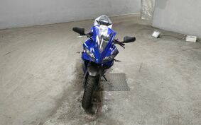 YAMAHA YZF-R125 RE061