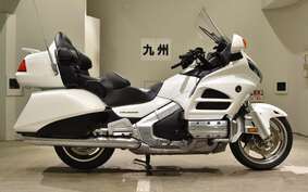 HONDA GL 1800 GOLD WING 2012 SC68