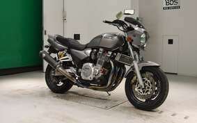 YAMAHA XJR1300 1999 RP01J