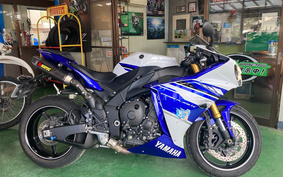 YAMAHA YZF-R1 2014 RN24J