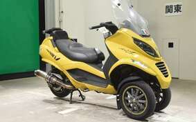 PIAGGIO MP3 250