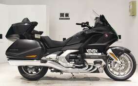 HONDA GL 1800 GOLD WING TOUR DCT SC79