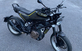 HUSQVARNA SVARTPILEN401 2018