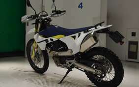 HUSQVARNA 701ED 2023