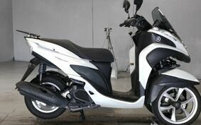 YAMAHA TRICITY 125 SE82J