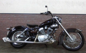 YAMAHA VIRAGO 250 3DM