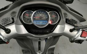 PIAGGIO MP3 YOURBAN 300 2015 不明