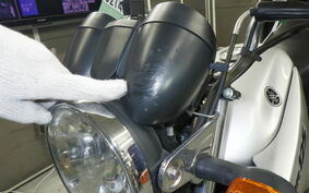 YAMAHA YBR125 RE05