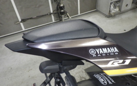 YAMAHA YZF-R1 2020