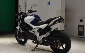 SUZUKI GLADIUS 2010 VK58A