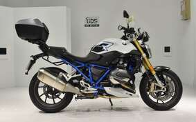 BMW R1200R 2018 0A04