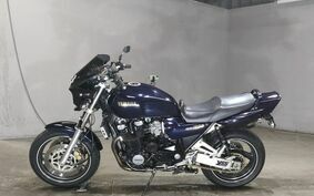 YAMAHA XJR1200 1997 4KG