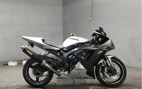 YAMAHA YZF-R1 2002 RN09