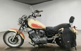 YAMAHA VIRAGO 250 3DM