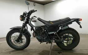 YAMAHA TW225 DG09J