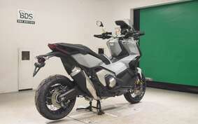 HONDA X-ADV 750 2023 RH10