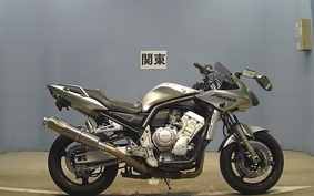 YAMAHA FZS1000 FAZER 2003 RN06