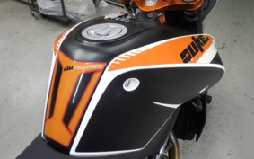 KTM 690 DUKE R 2013