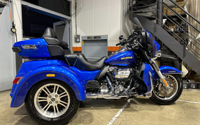 HARLEY FLHTCUTG TRIKE 2017 MAD