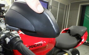 DUCATI STREETFIGHTER V2 2022