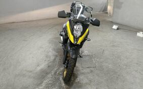 SUZUKI DL650 ( V-Strom 650 ) XT 2023 C733M