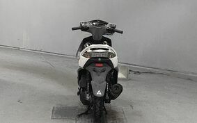 YAMAHA CYGNUS 125 X SR SE44J