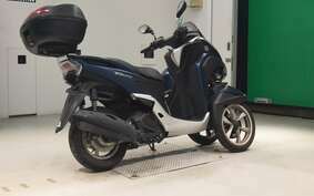 YAMAHA TRICITY 125 SE82J