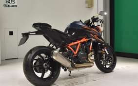 KTM 1290 SUPER DUKE R 2023