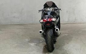 KAWASAKI ZZ1200 NINJA R 2002 ZXT20C