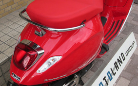 VESPA PRIMAVERA 125