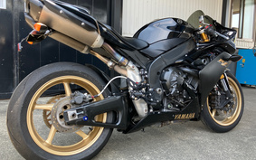 YAMAHA YZF-R1 2008 RN19