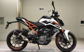 KTM 125 DUKE JPA40