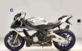 YAMAHA YZF-R1 M 2016 RN40