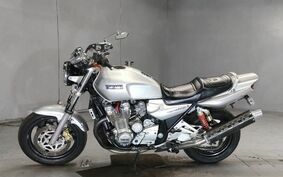 YAMAHA XJR1300 1999 RP01J