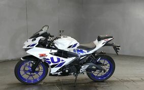 SUZUKI GSX-R125 DL33B