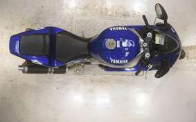 YAMAHA YZF-R1 1999 RN01