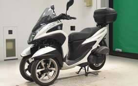 YAMAHA TRICITY 125 SE82J