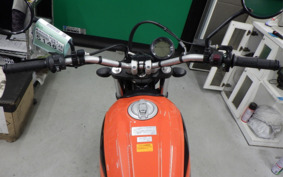 DUCATI SCRAMBLER SIXTY2 2019 KA00A