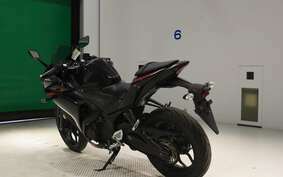 YAMAHA YZF-R25 RG10J