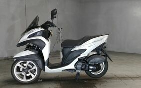 YAMAHA TRICITY 125 SE82J