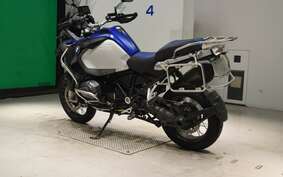 BMW R1200GS ADVENTURE 2015 0A02