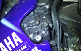 YAMAHA YZF-R1 2004