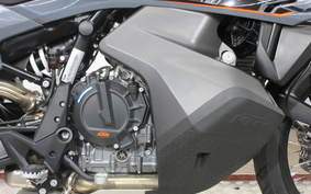 KTM 890 ADVENTURE 2022 TS640