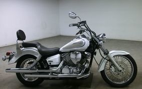 YAMAHA DRAGSTAR 250 VG02J