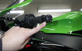 KAWASAKI ZX 10 NINJA R A 2021 ZXT02L