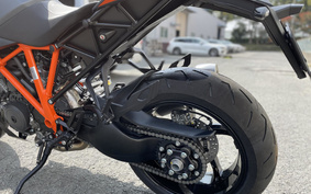 KTM 1290 SUPER DUKE GT 2024 V6940