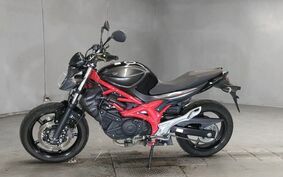 SUZUKI GLADIUS 2013 VK58A