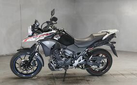 SUZUKI V-STROM 250 DS11A