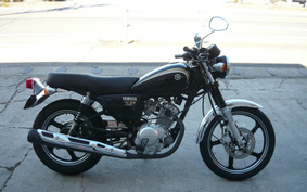 YAMAHA YB125SP PCJL